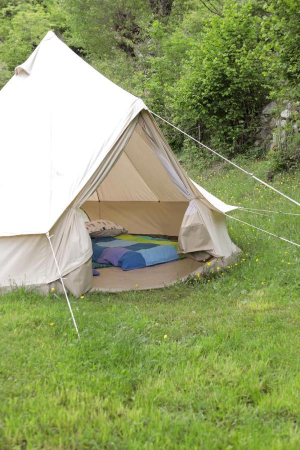 Tente Style Tepee Confort Hotel Latour-de-Carol Exterior photo
